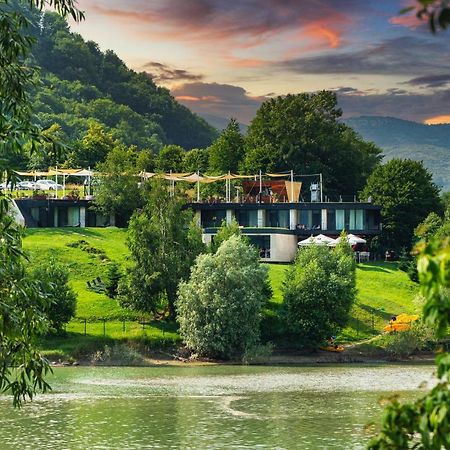 Pensiunea Atra Doftana Teşila Exteriér fotografie